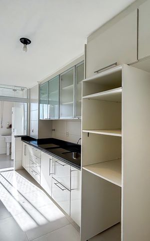 Apartamento para alugar com 135m², 3 quartos e 1 vaga