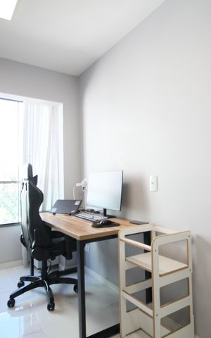 Apartamento à venda com 90m², 2 quartos e 1 vagaEscritório