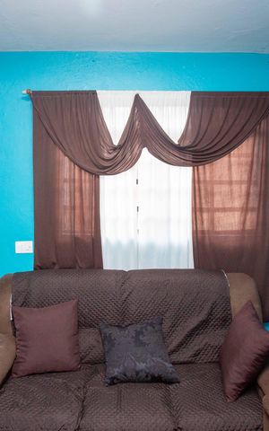 Casa à venda com 197m², 4 quartos e 2 vagasSala