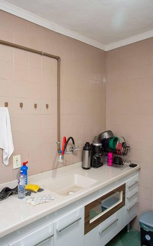 Casa à venda com 197m², 4 quartos e 2 vagasCozinha