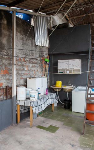Casa à venda com 197m², 4 quartos e 2 vagasÁrea de Serviço