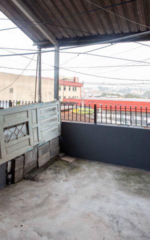 Casa à venda com 197m², 4 quartos e 2 vagasÁrea de Serviço