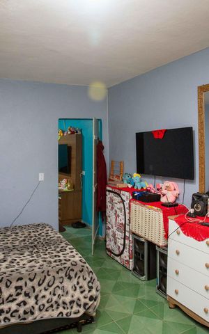 Casa à venda com 197m², 4 quartos e 2 vagasQuarto