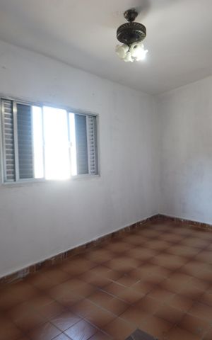Casa para alugar com 162m², 2 quartos e sem vagaQuarto 1