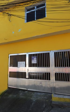 Casa para alugar com 162m², 2 quartos e sem vagaFachada