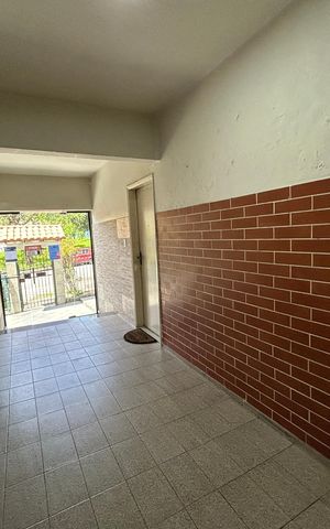 Apartamento à venda com 56m², 2 quartos e 2 vagasHall de entrada