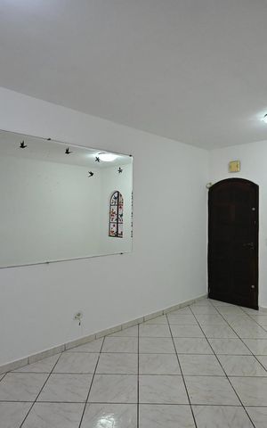 Casa para alugar com 80m², 2 quartos e 1 vagaSala