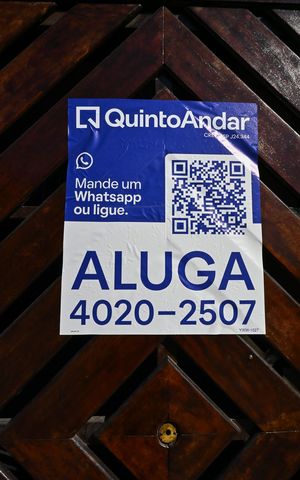 Casa para alugar com 80m², 2 quartos e 1 vagaPlaca