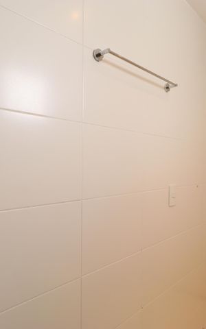 Apartamento à venda com 131m², 2 quartos e 2 vagasBanheiro da Suíte 1