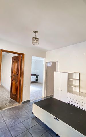 Casa à venda com 252m², 2 quartos e 2 vagasQuarto 