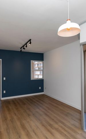 Apartamento à venda com 62m², 1 quarto e 1 vaga Apartamento à venda com 62m², 1 quarto e 1 vagaSALA