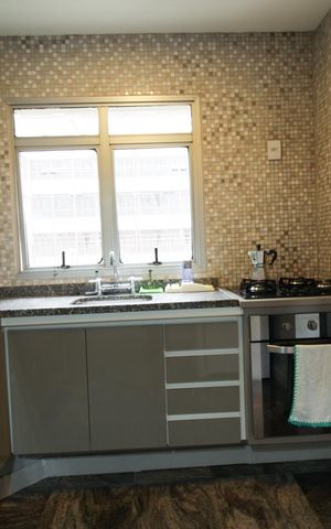 Apartamento à venda com 70m², 2 quartos e 2 vagas Apartamento à venda com 70m², 2 quartos e 2 vagasCozinha