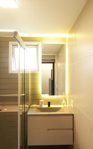 Apartamento à venda com 70m², 2 quartos e 2 vagas Apartamento à venda com 70m², 2 quartos e 2 vagasBanheiro 2