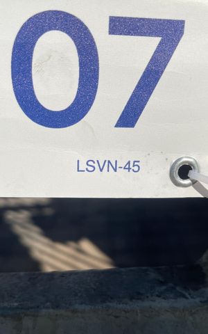 Apartamento à venda com 120m², 3 quartos e 1 vaga Apartamento à venda com 120m², 3 quartos e 1 vaga Placa instalada com o código LSVN-45