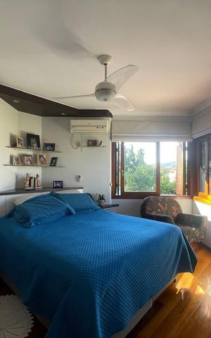 Casa à venda com 250m², 4 quartos e 2 vagas
