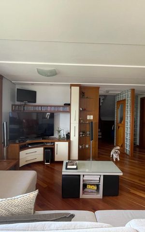 Casa à venda com 250m², 4 quartos e 2 vagas
