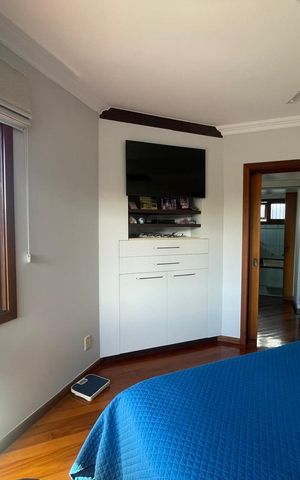 Casa à venda com 250m², 4 quartos e 2 vagas