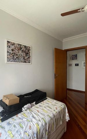 Casa à venda com 250m², 4 quartos e 2 vagas