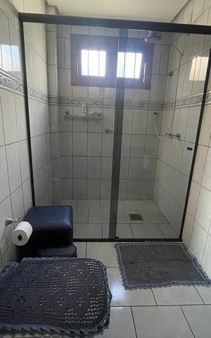 Casa à venda com 250m², 4 quartos e 2 vagas