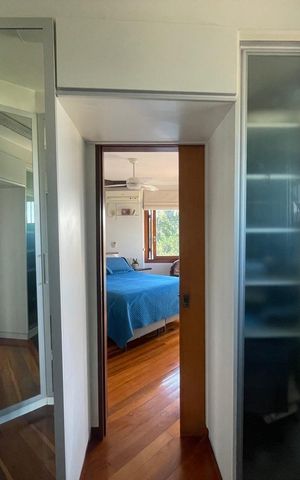 Casa à venda com 250m², 4 quartos e 2 vagas