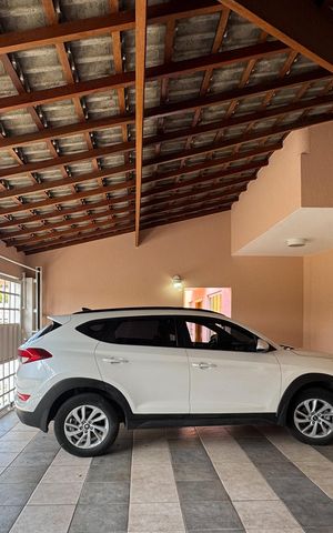 Casa à venda com 257m², 3 quartos e 3 vagas Casa à venda com 257m², 3 quartos e 3 vagasGaragem
