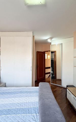 Casa à venda com 257m², 3 quartos e 3 vagas Casa à venda com 257m², 3 quartos e 3 vagasSuíte 1