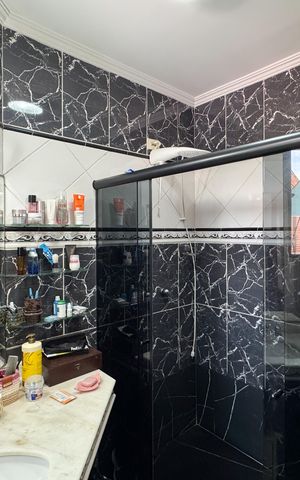 Casa à venda com 257m², 3 quartos e 3 vagas Casa à venda com 257m², 3 quartos e 3 vagasBanheiro - Suíte 1