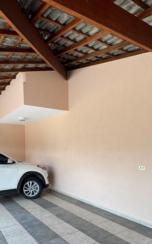 Casa à venda com 257m², 3 quartos e 3 vagas Casa à venda com 257m², 3 quartos e 3 vagasGaragem