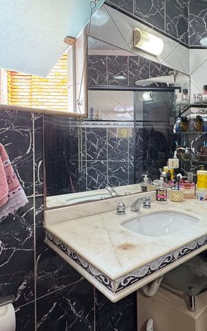 Casa à venda com 257m², 3 quartos e 3 vagas Casa à venda com 257m², 3 quartos e 3 vagasBanheiro - Suíte 1