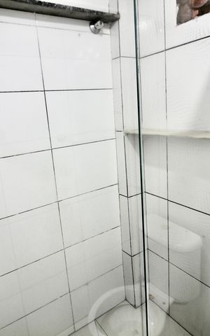 Casa de condomínio para alugar com 40m², 2 quartos e sem vagaBanheiro social