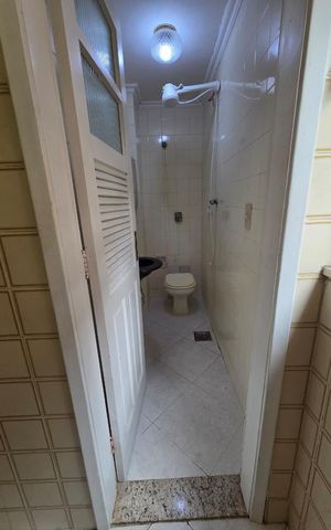 Apartamento à venda com 90m², 2 quartos e 1 vaga Apartamento à venda com 90m², 2 quartos e 1 vagaBanheiro