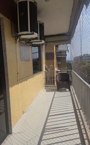Apartamento à venda com 90m², 2 quartos e 1 vaga Apartamento à venda com 90m², 2 quartos e 1 vagaVaranda