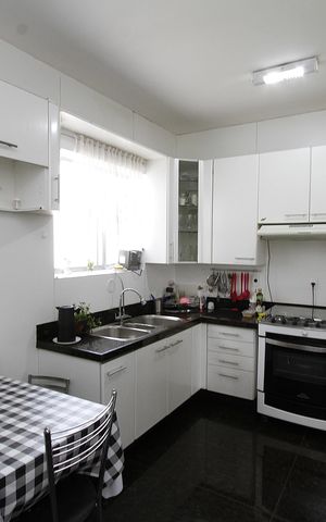 Apartamento para alugar com 360m², 4 quartos e 3 vagasCozinha