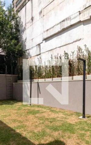 Apartamento para alugar com 74m², 2 quartos e 1 vaga