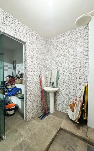Casa para alugar com 425m², 5 quartos e 2 vagas
