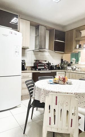 Casa para alugar com 425m², 5 quartos e 2 vagas