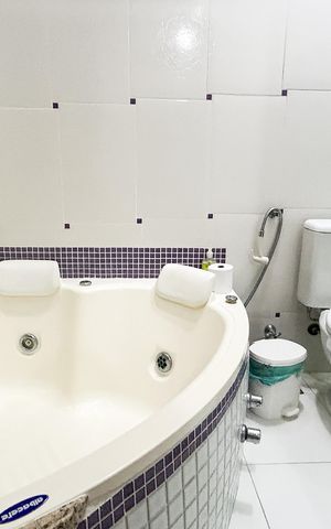 Casa para alugar com 425m², 5 quartos e 2 vagas