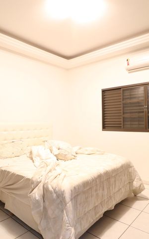 Casa para alugar com 100m², 4 quartos e 3 vagasQuarto 4 - Suíte