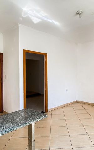 Casa de condomínio para alugar com 45m², 2 quartos e 1 vaga Casa de condomínio para alugar com 45m², 2 quartos e 1 vagaSala/cozinha
