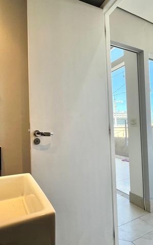 Apartamento para alugar com 220m², 3 quartos e 2 vagas Apartamento para alugar com 220m², 3 quartos e 2 vagasLavabo da Cobertura