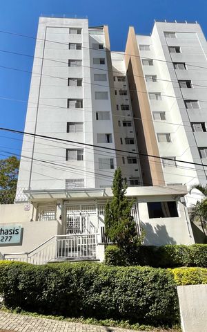 Apartamento para alugar com 220m², 3 quartos e 2 vagas Apartamento para alugar com 220m², 3 quartos e 2 vagasFachada