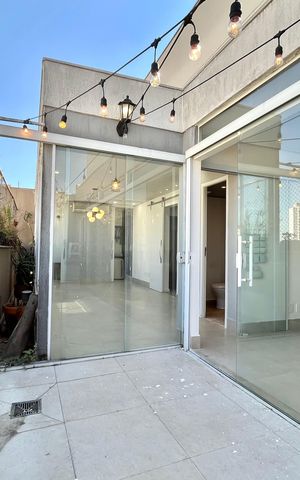 Apartamento para alugar com 220m², 3 quartos e 2 vagas Apartamento para alugar com 220m², 3 quartos e 2 vagasVaranda da Área gourmet