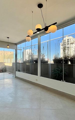Apartamento para alugar com 220m², 3 quartos e 2 vagas Apartamento para alugar com 220m², 3 quartos e 2 vagasCobertura