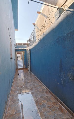 Casa para alugar com 100m², 2 quartos e 2 vagasCorredor