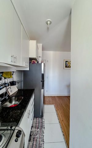 Apartamento à venda com 49m², 2 quartos e 1 vagaCozinha e Área de Serviço