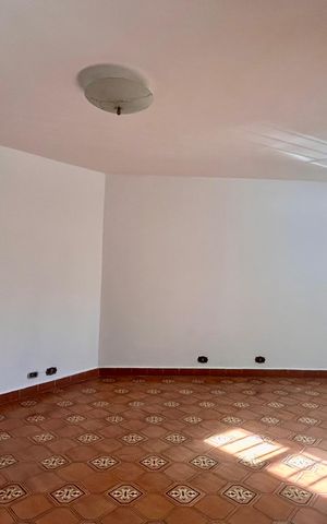 Casa para alugar com 140m², 3 quartos e 3 vagas Casa para alugar com 140m², 3 quartos e 3 vagasSala