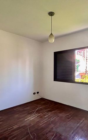 Casa para alugar com 140m², 3 quartos e 3 vagas Casa para alugar com 140m², 3 quartos e 3 vagasQuarto 1