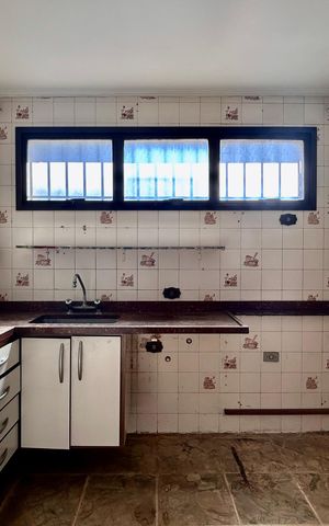 Casa para alugar com 140m², 3 quartos e 3 vagas Casa para alugar com 140m², 3 quartos e 3 vagasCozinha