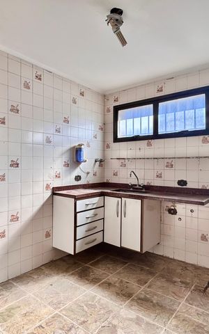 Casa para alugar com 140m², 3 quartos e 3 vagas Casa para alugar com 140m², 3 quartos e 3 vagasCozinha