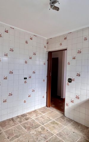 Casa para alugar com 140m², 3 quartos e 3 vagas Casa para alugar com 140m², 3 quartos e 3 vagasCozinha